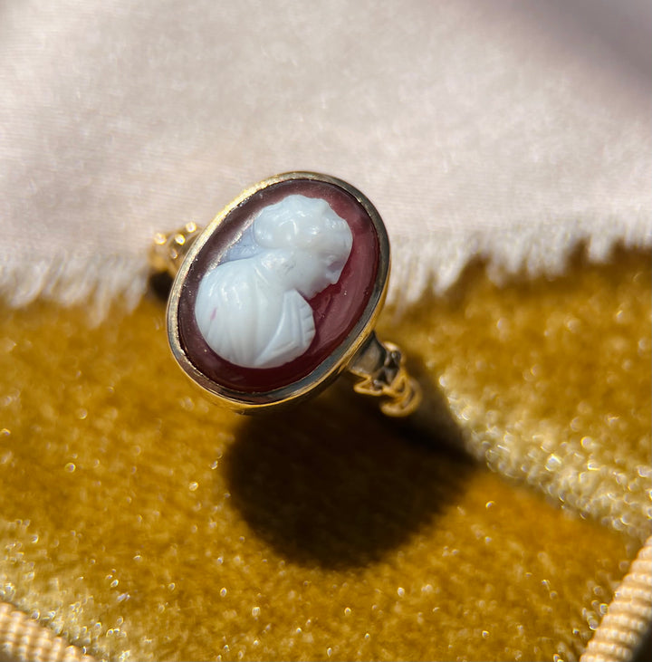 Antique Carnelian Cameo in Yellow Gold