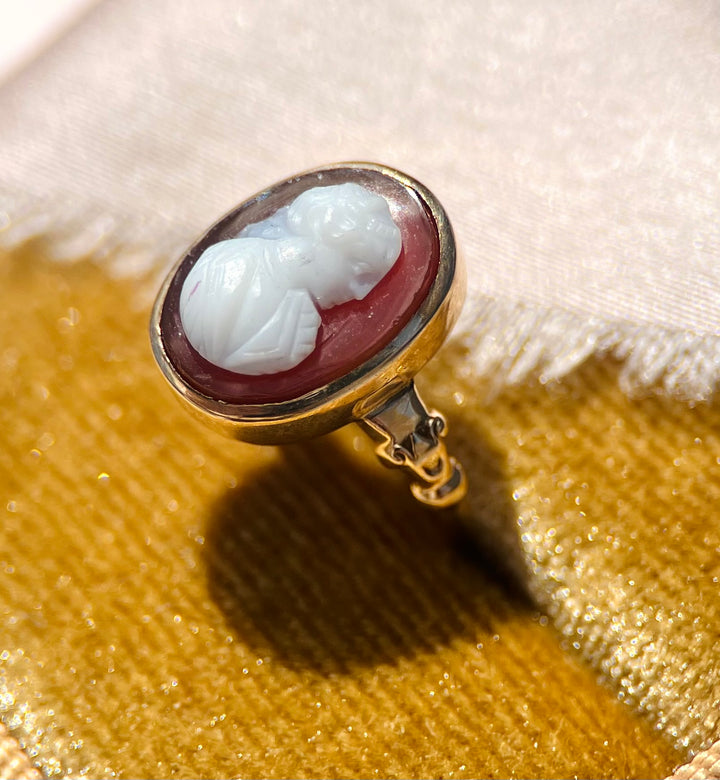 Antique Carnelian Cameo in Yellow Gold