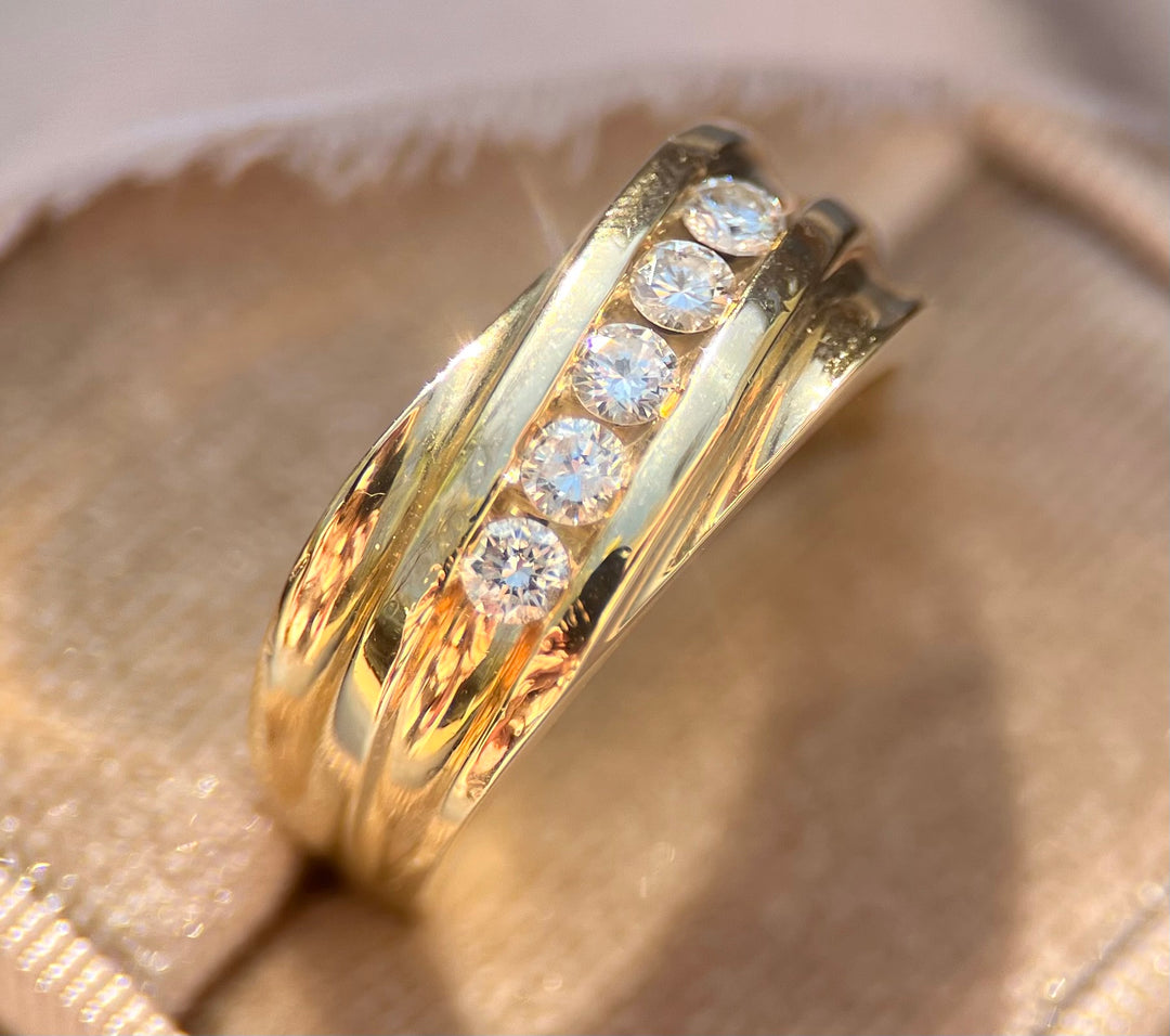 Hefty 1/2 Carat tw Diamond Ring in 14k Yellow Gold