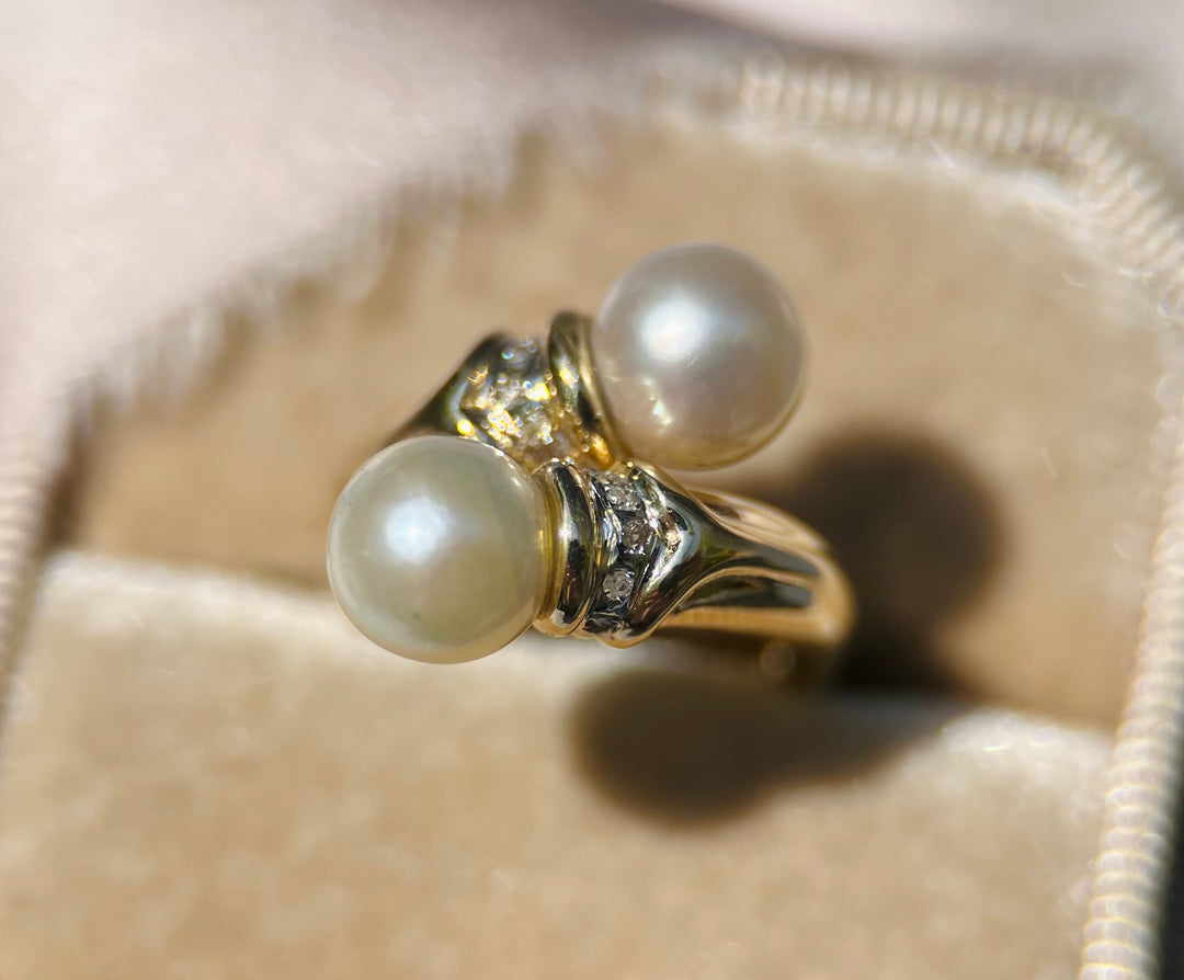 Pearl and Diamond Crossover Ring in 14k Yellow Gold