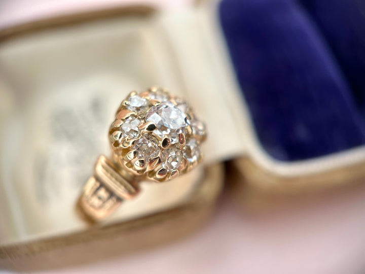 Victorian 1.10tcw Old Mine Cut Diamond Ring in 18k Gold
