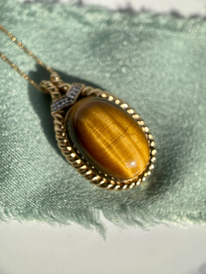 Tantalizing Tiger's Eye & Diamond Accent 10k Yellow Gold Necklace 21"