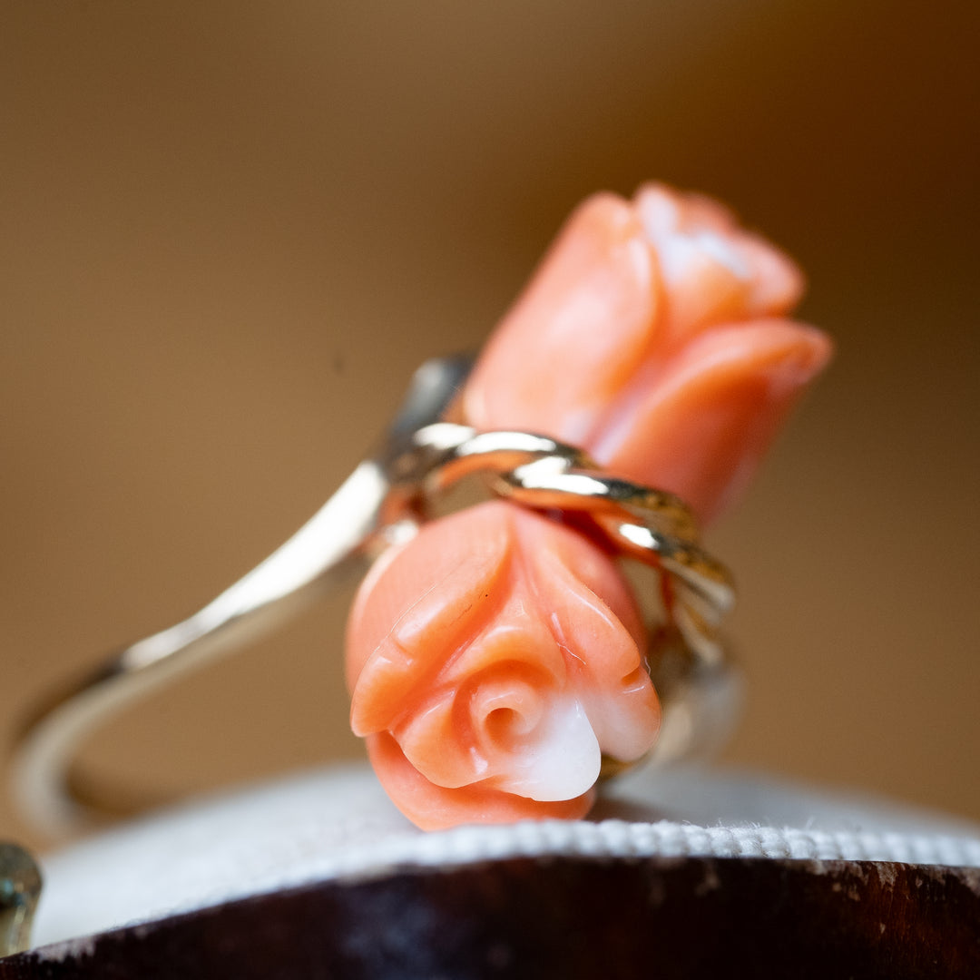 Vintage 1960's Coral Flower Bypass Ring in 14k Yellow Gold