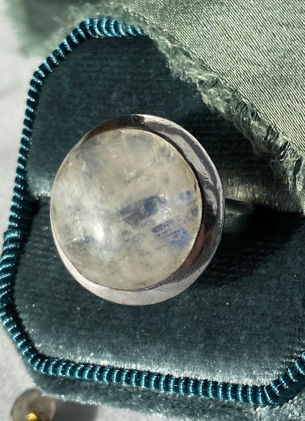 Vintage Moonstone Ring in Sterling Silver Size 6.25
