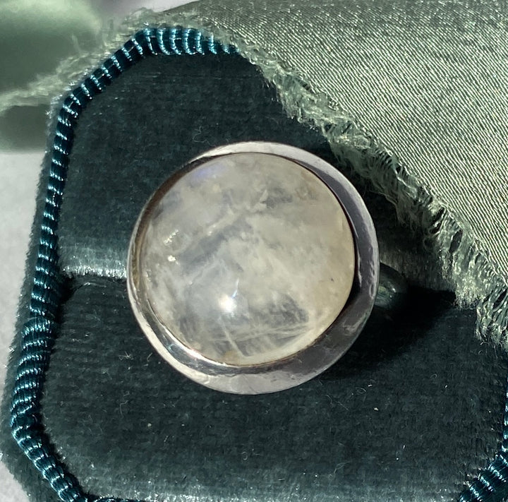 Vintage Moonstone Ring in Sterling Silver Size 6.25