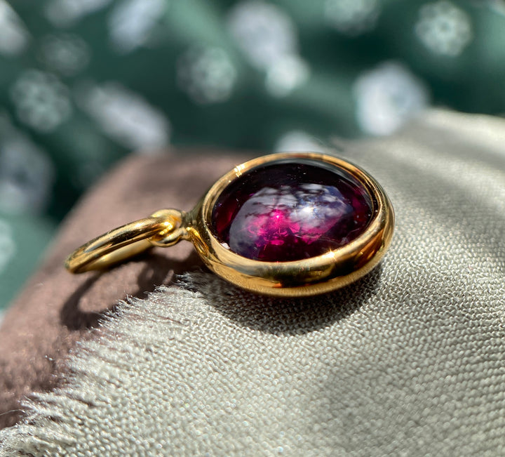 Berry Garnet Bubble Pendant/Charm in 18k Yellow Gold