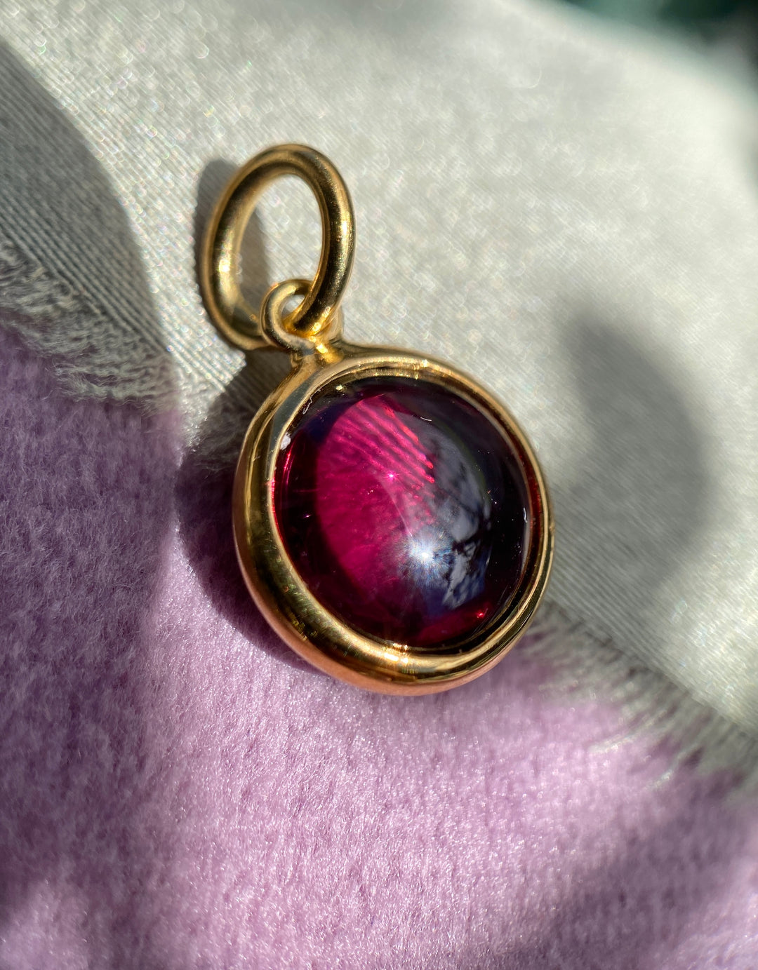 Berry Garnet Bubble Pendant/Charm in 18k Yellow Gold