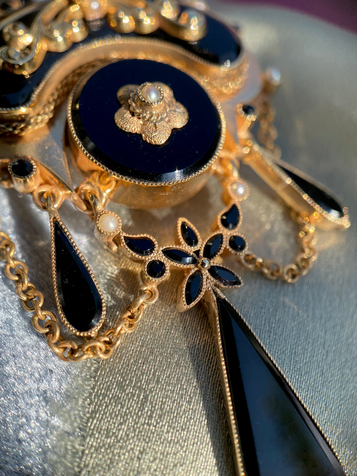 Victorian Onyx And Seed Pearl Pendant 10k Yellow Gold