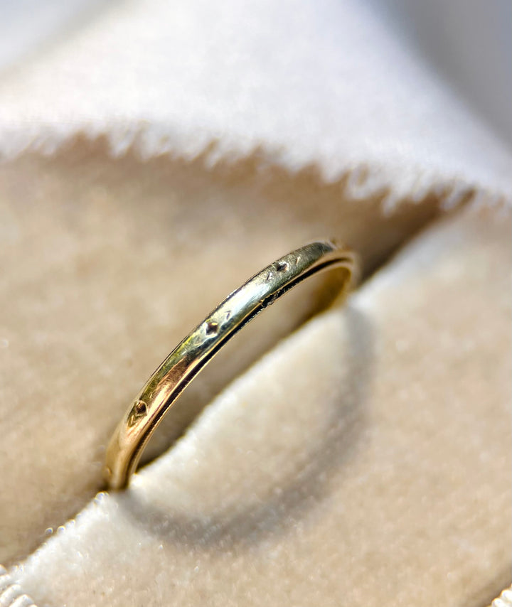 Vintage Evangeline Dotted Band in 14k Yellow Gold