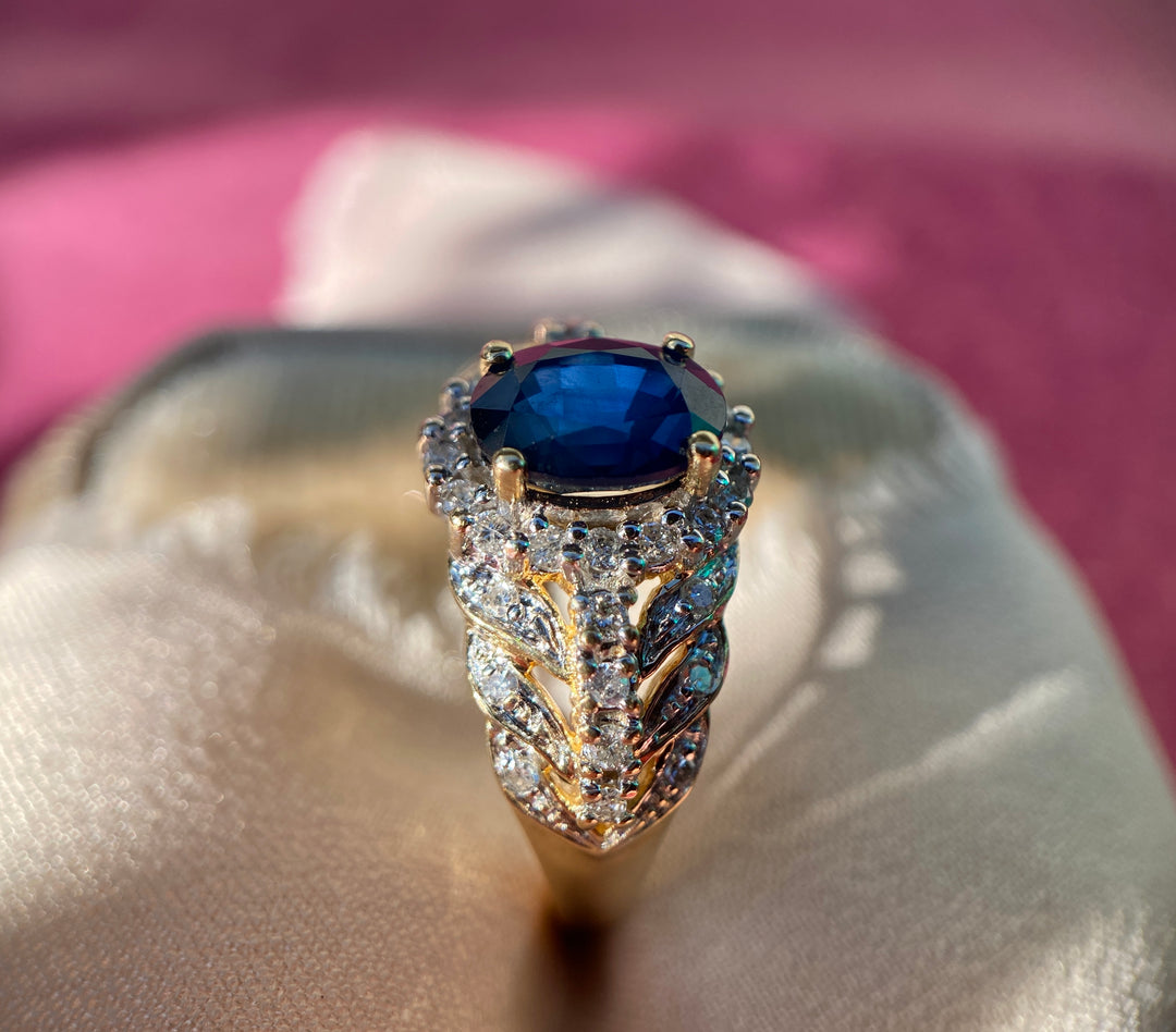 Vintage Sapphire And Diamond Leaf Halo Ring in 14k Warm Yellow Gold