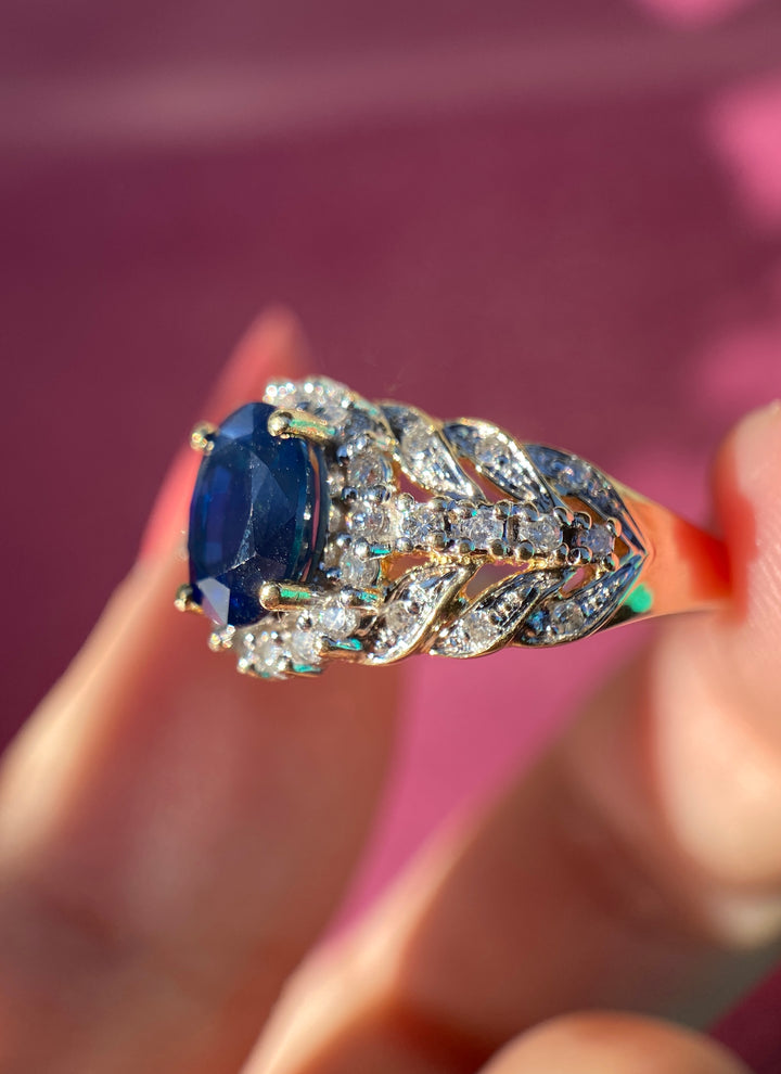 Vintage Sapphire And Diamond Leaf Halo Ring in 14k Warm Yellow Gold
