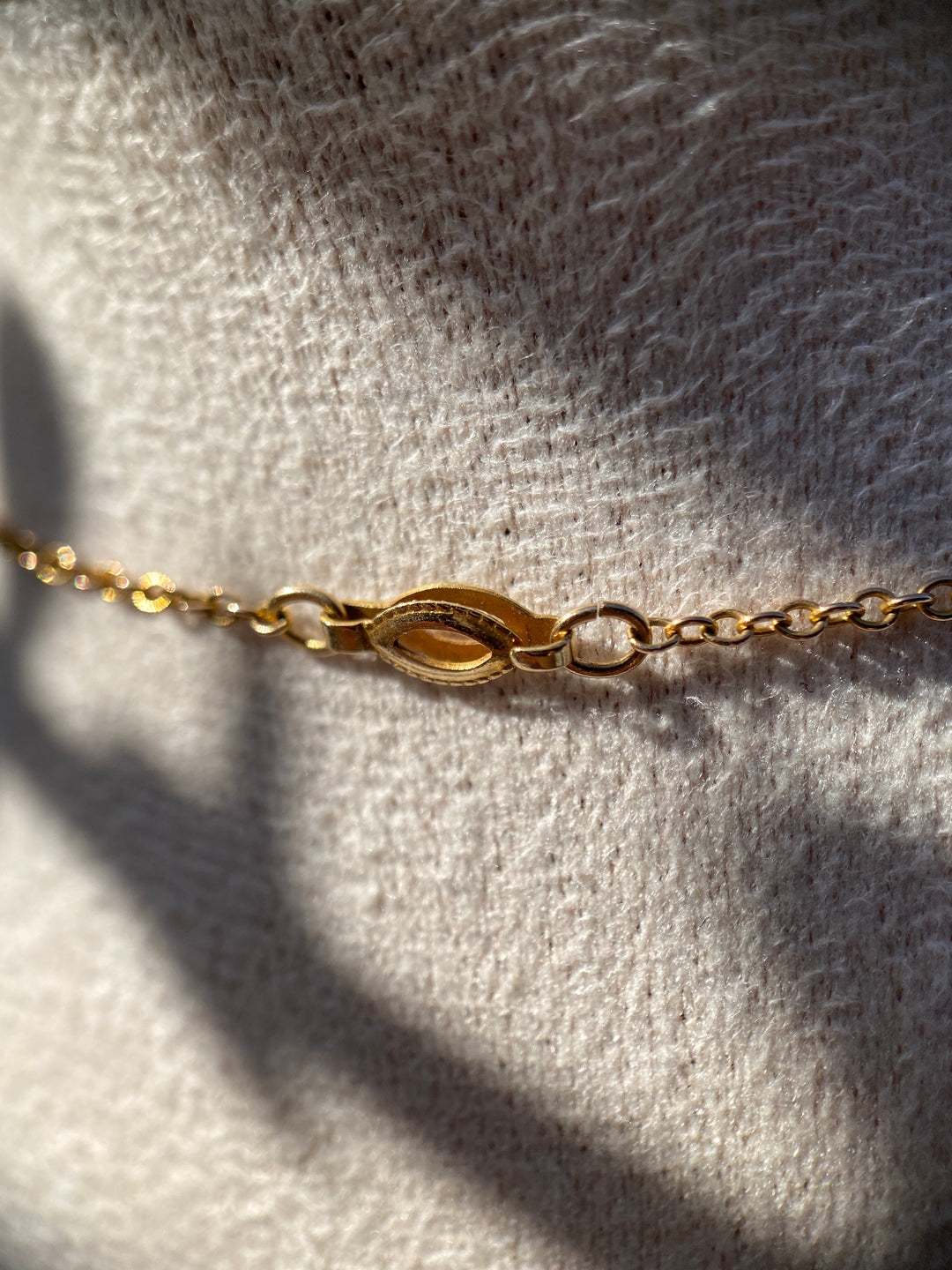 Art Deco Floating Opal Necklace 14k Warm Yellow Gold 16.25”