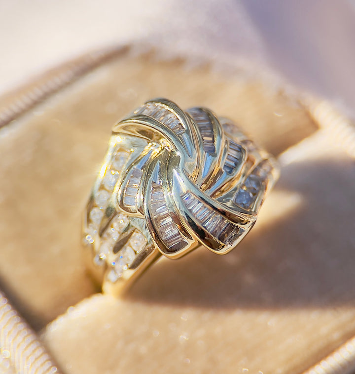 Vintage Diamond Ribbon Ring in 14k Yellow Gold