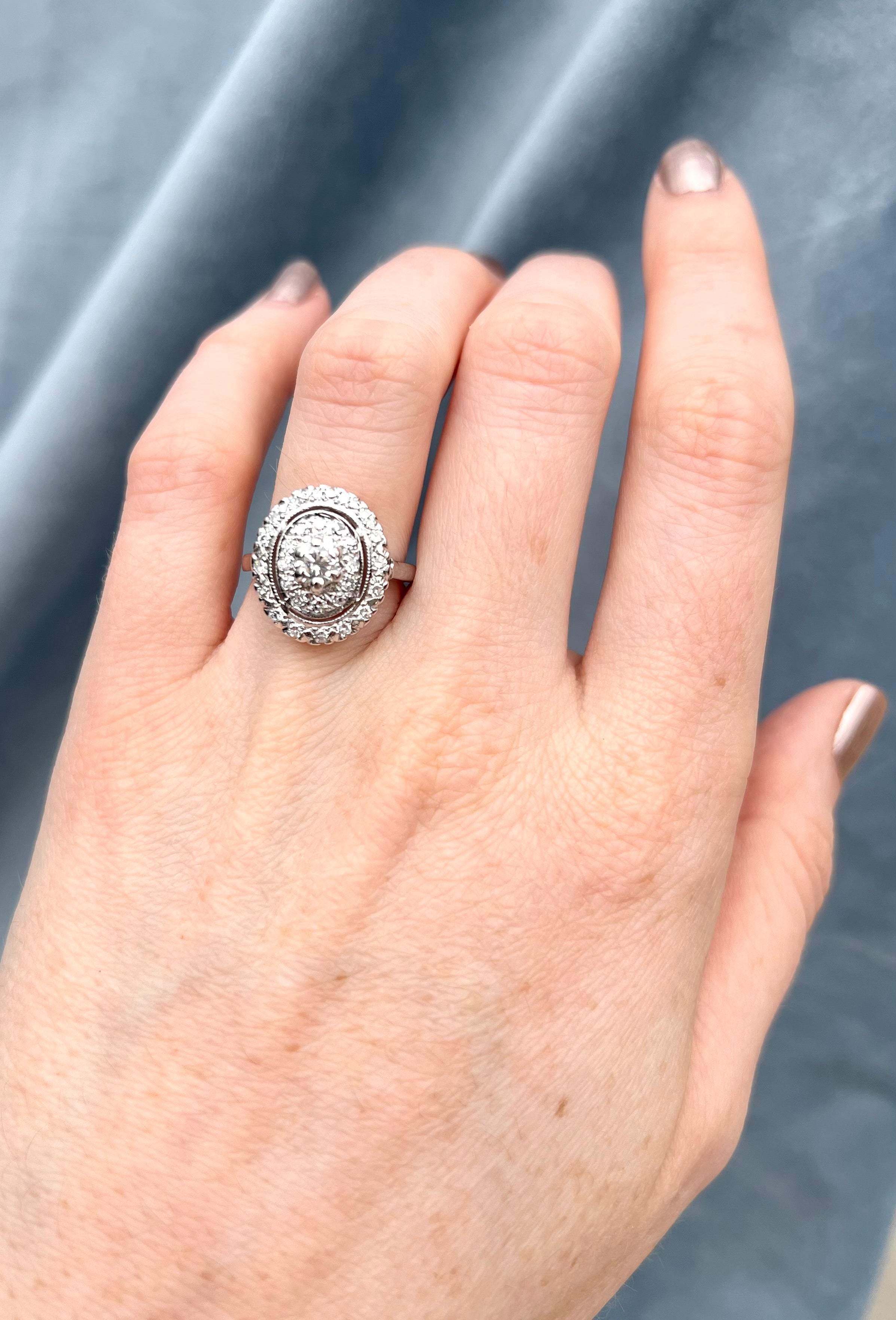 Oval cocktail ring outlet