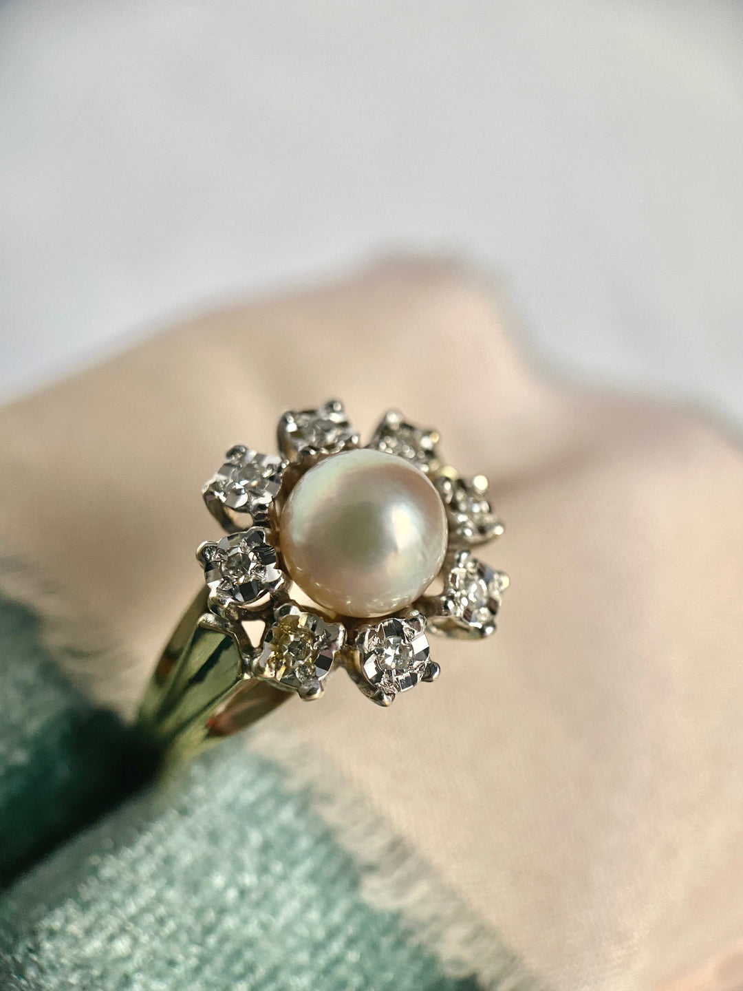 Daisy Pearl Ring with Single Cut Diamonds in 14k Yellow Gold