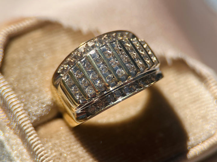 3/4ctw Wide Diamond Ring in 10k Yellow Gold