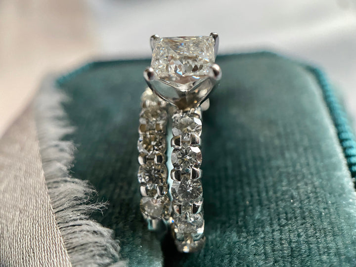 100% Natural Princess Diamond Ring Set in 14k White Gold With 2.74 TCW