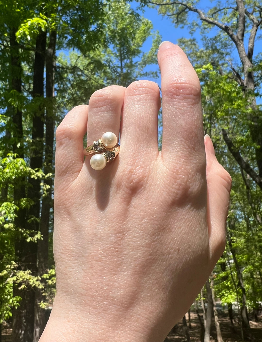 Pearl and Diamond Crossover Ring in 14k Yellow Gold