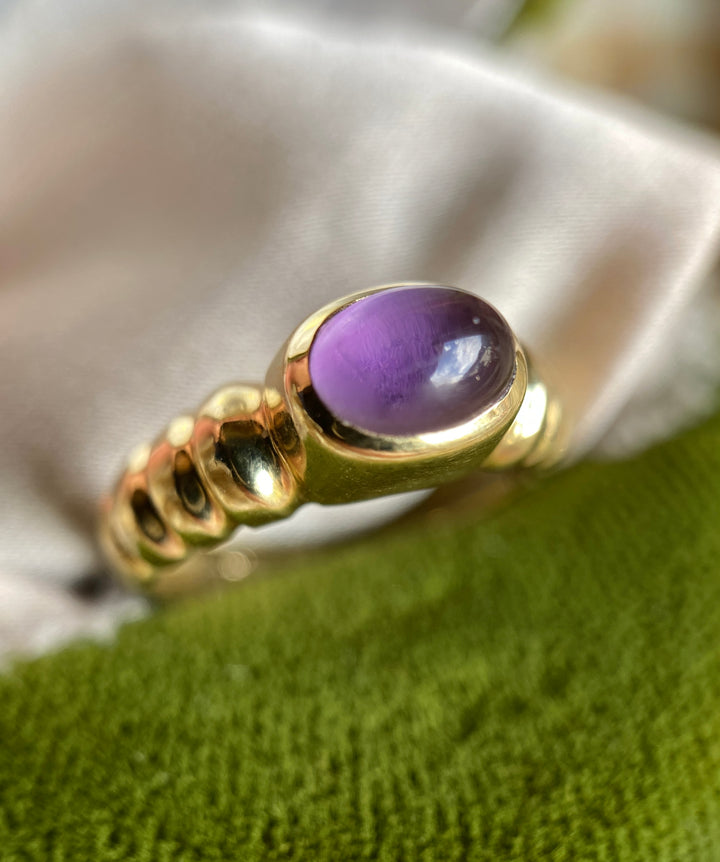 Vintage Lavender Amethyst Bezel Ring in 14k Gold