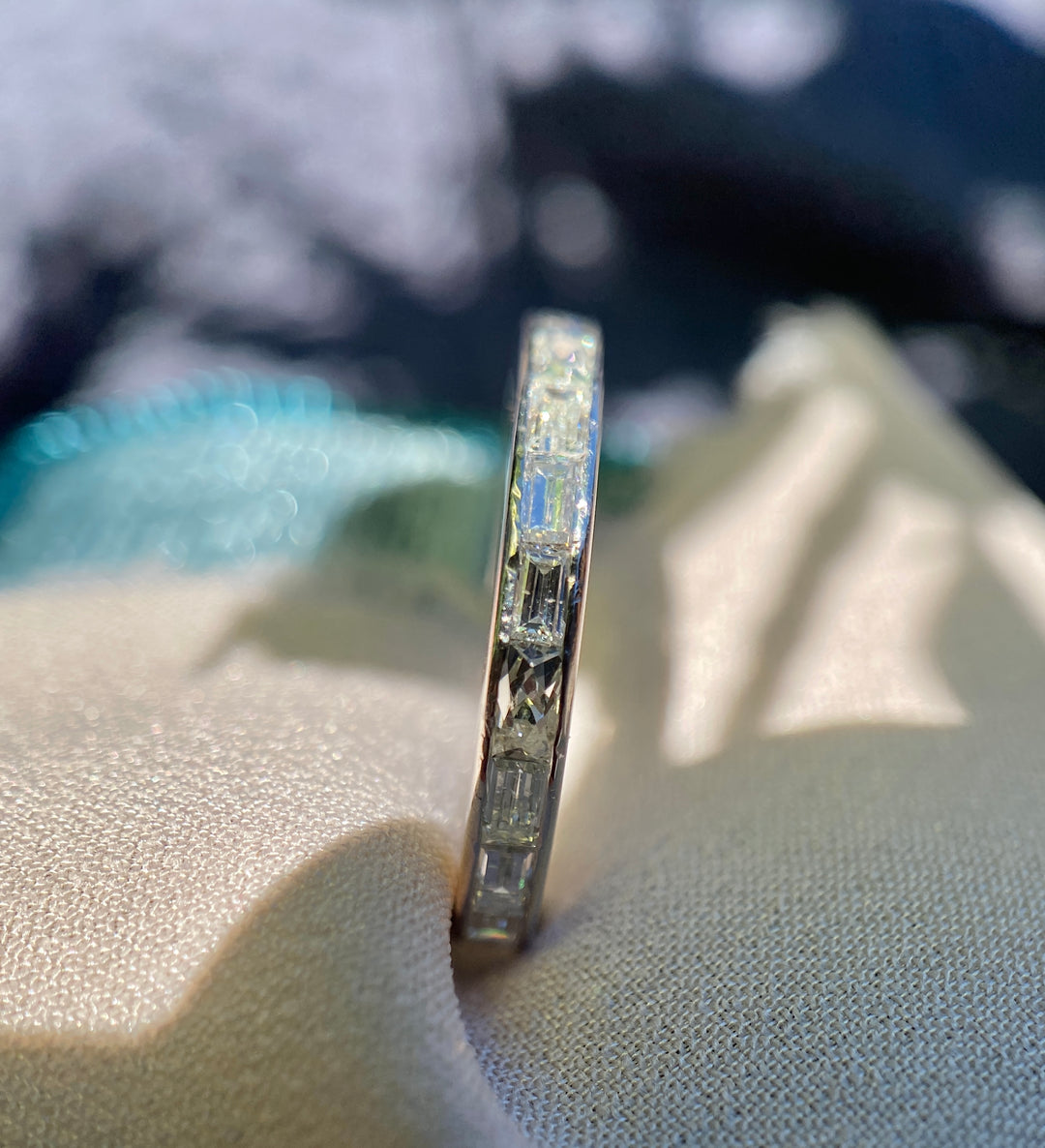 Calibré Art Deco Diamond Platinum Band