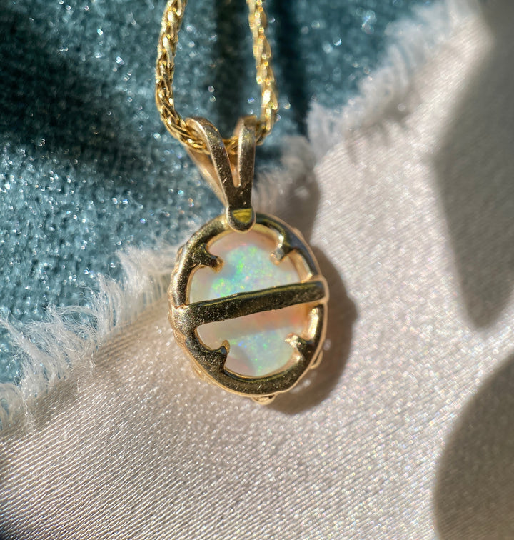 Vintage 90’s Opal Pendant in 14k Yellow Gold