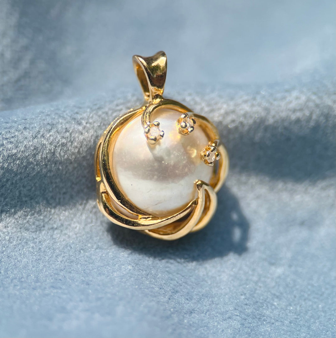 Mabe Pearl and White Topaz Accents Pendant in 14k Yellow Gold