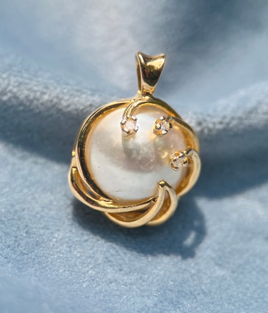 Mabe Pearl and White Topaz Accents Pendant in 14k Yellow Gold