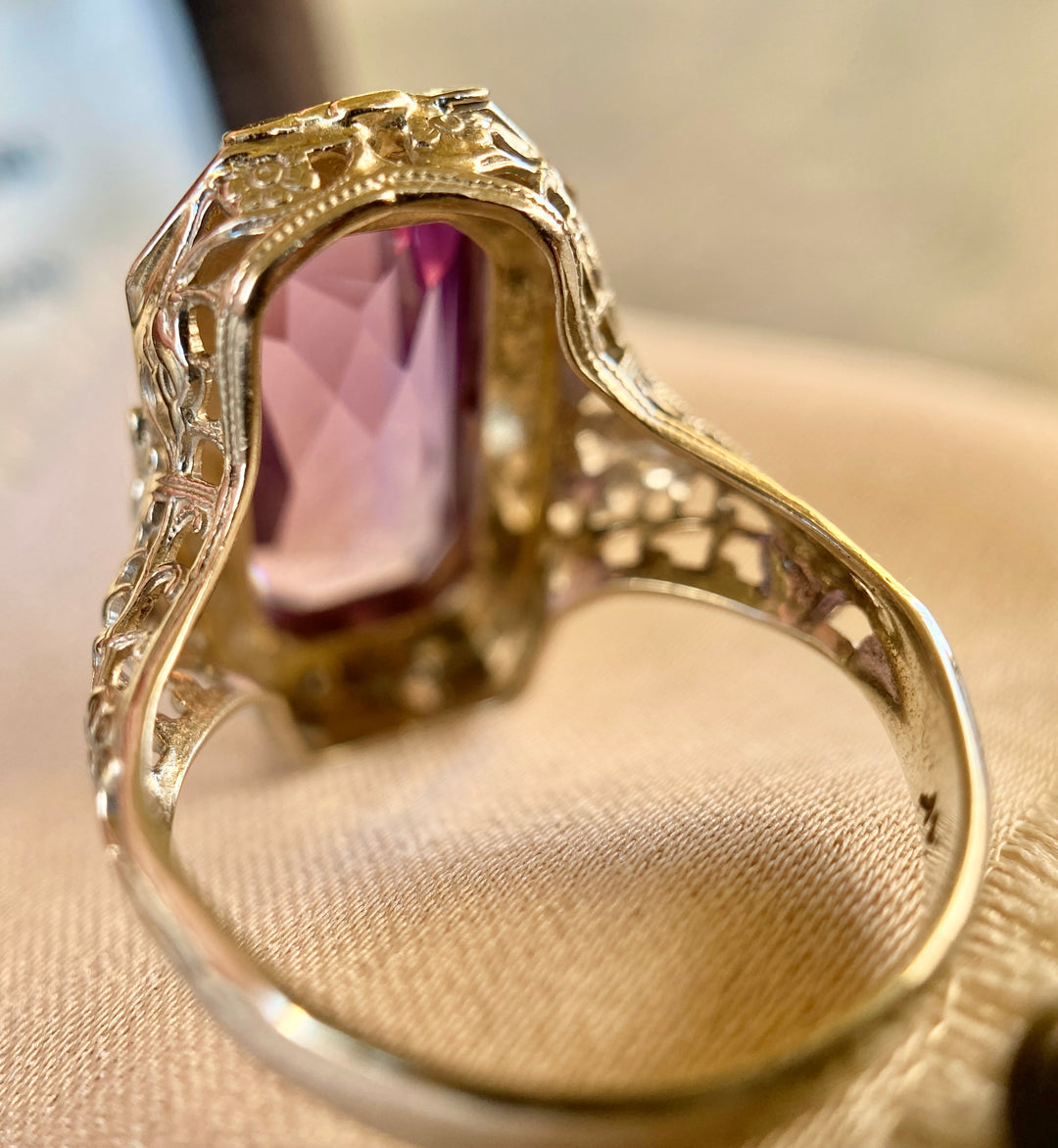 Vintage Floral Lavender Glass Ring in 14k Gold