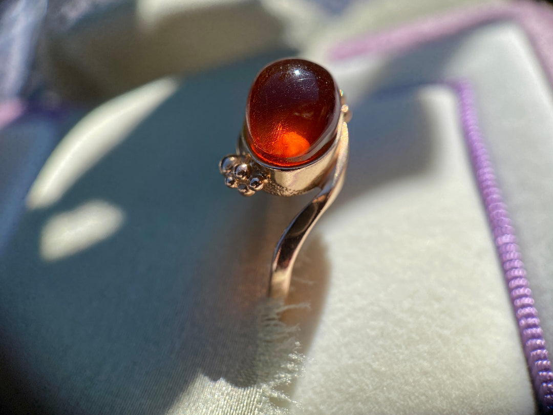 Vintage European Amber Ring in 12k-14k Rose Gold