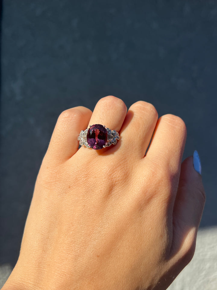 Violet Spinel And Diamond Ring in 18k White Gold 7.73tcw