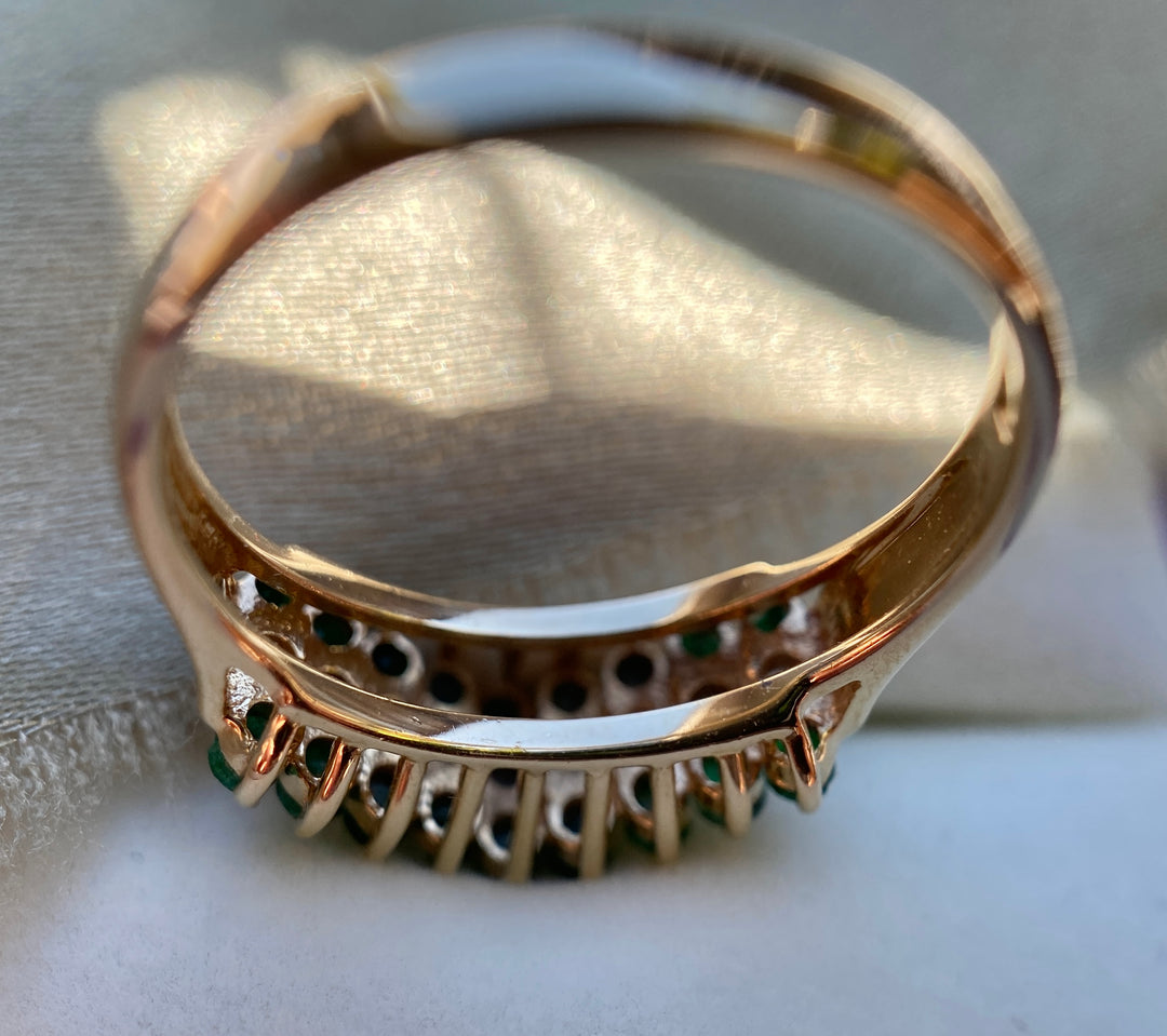 Vintage Starlight And Moss Emerald and Diamond Ring in 14k Yellow Gold