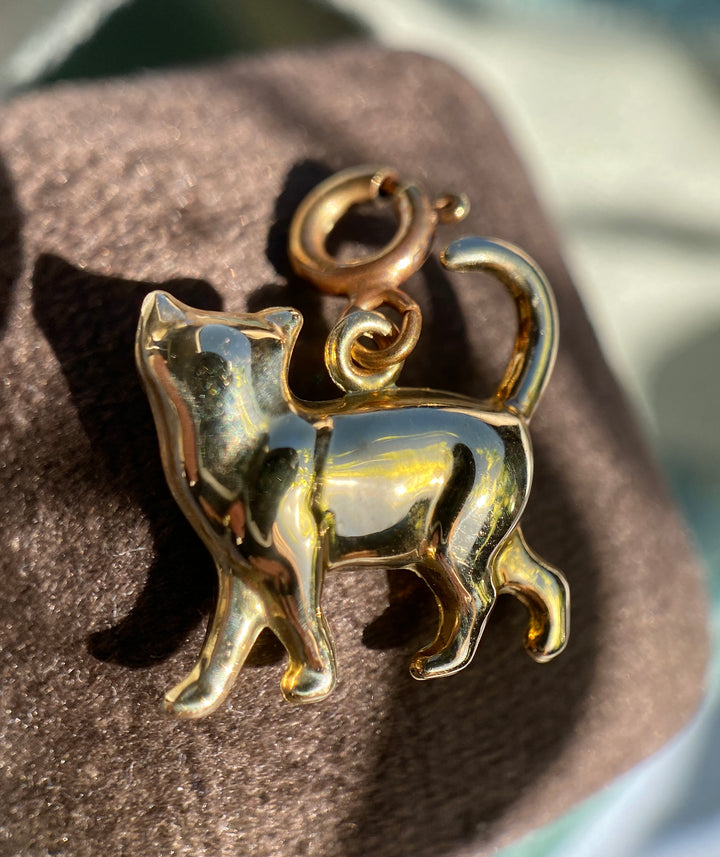 Minimalist Feline Pendant/Charm in 14k Yellow Gold