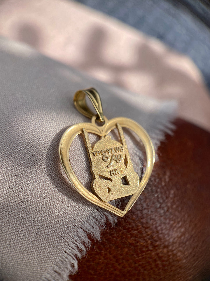 Yellow Canary Pendant in 14k Yellow Gold