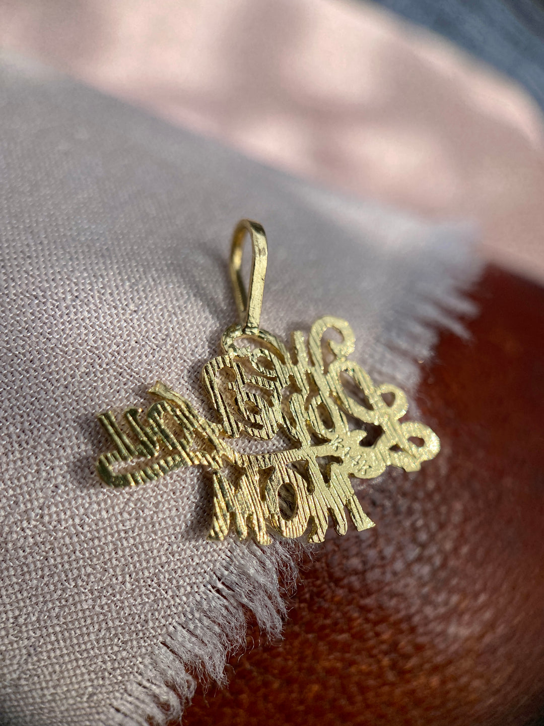 “ We Love You Mom” Pendant in 14k Yellow Gold