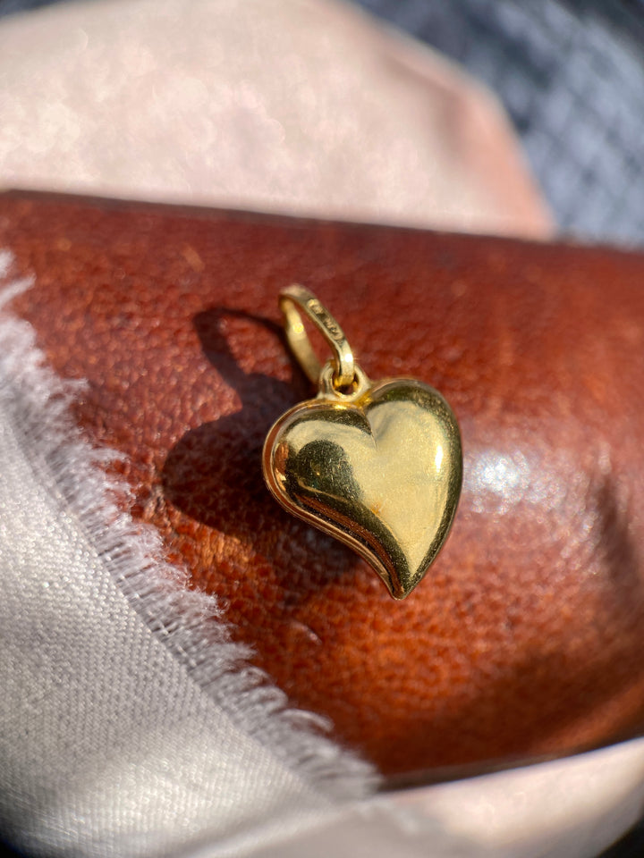Heart Pendant in 18k Yellow Gold