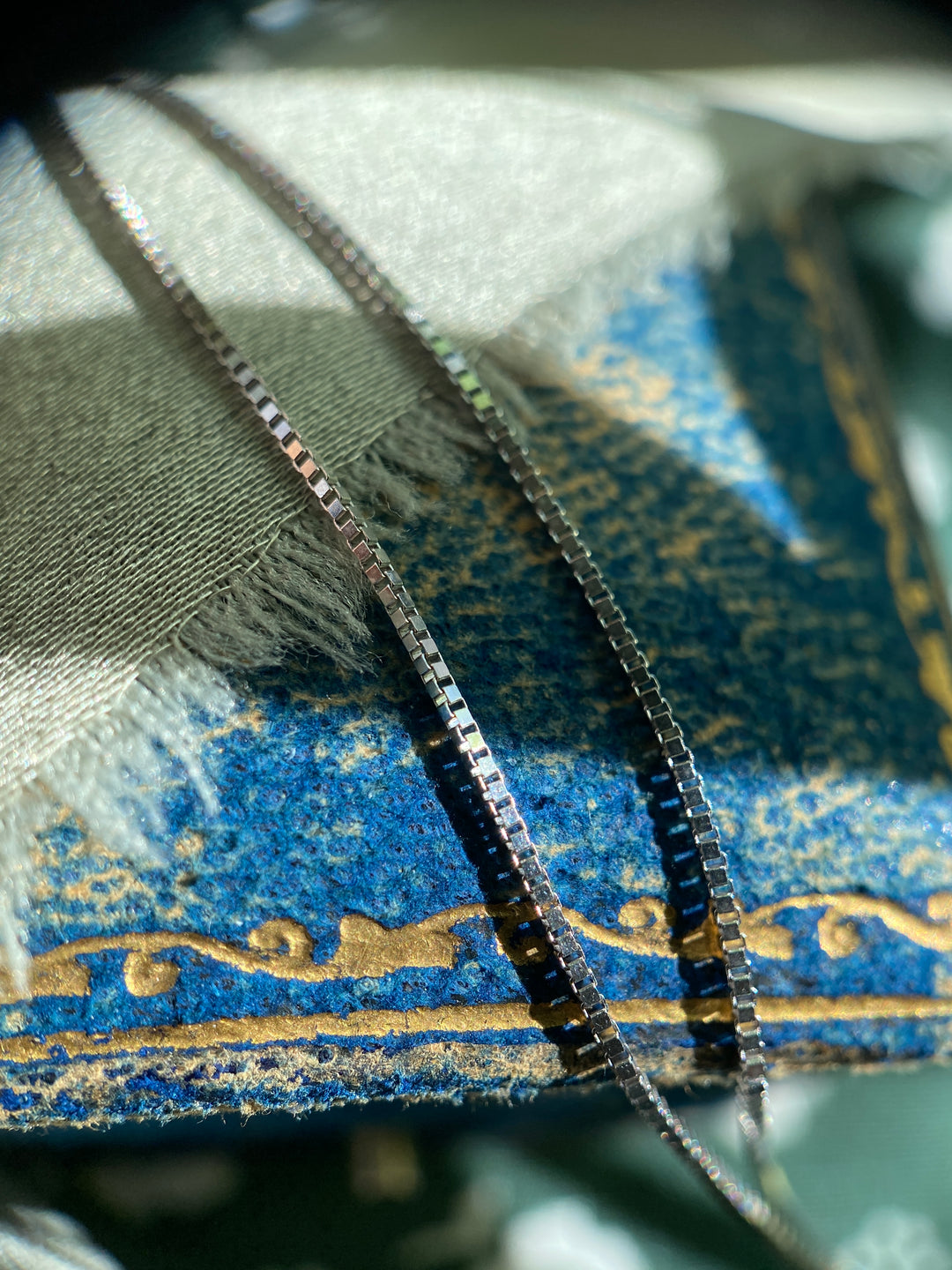 Silky Box Chain In 14k White Gold 16"