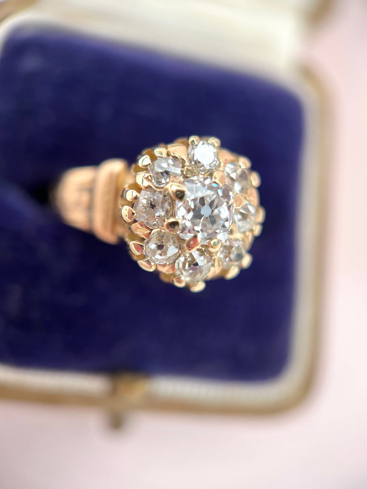 Victorian 1.10tcw Old Mine Cut Diamond Ring in 18k Gold