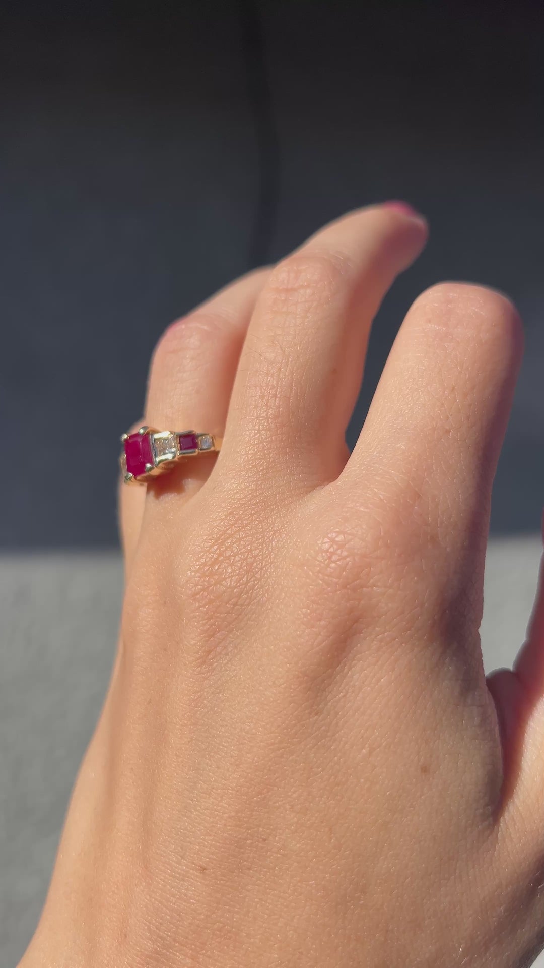 Vintage Natural Ruby And Diamond Graduated Ring in 14k Yellow Gold