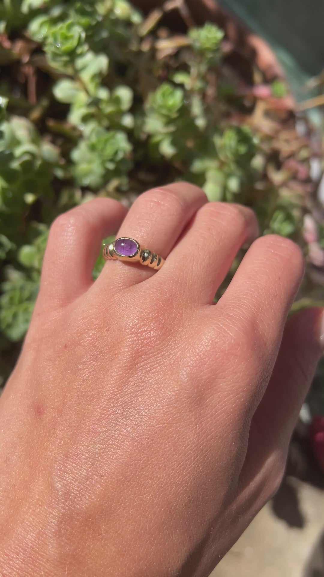 Vintage Lavender Amethyst Bezel Ring in 14k Gold