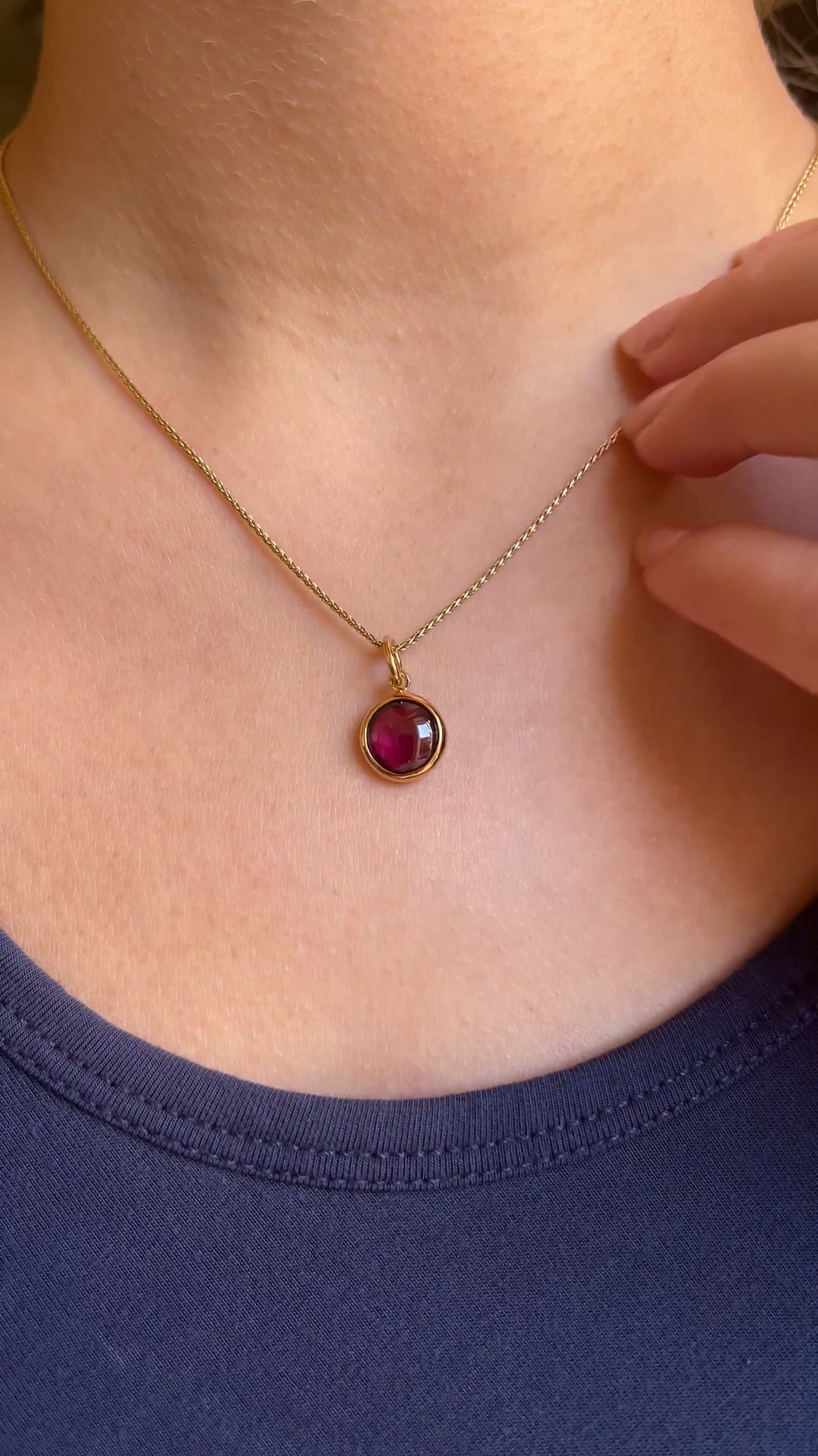 Berry Garnet Bubble Pendant/Charm in 18k Yellow Gold