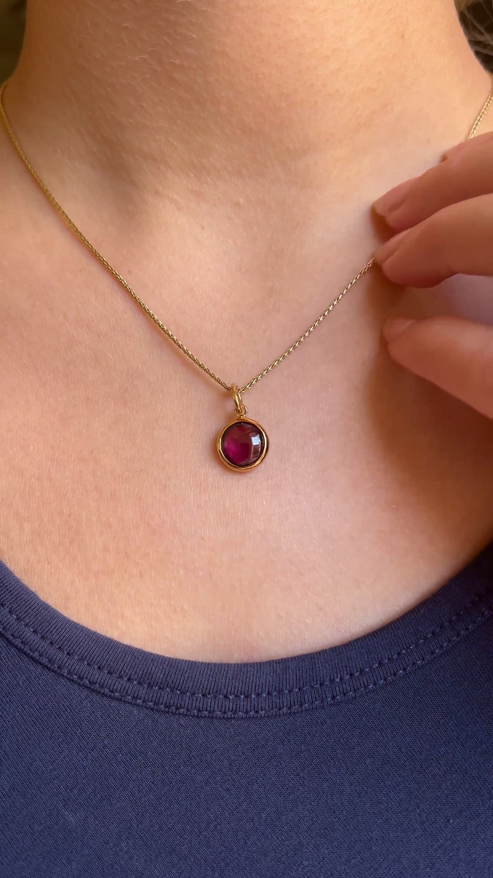 Berry Garnet Bubble Pendant/Charm in 18k Yellow Gold
