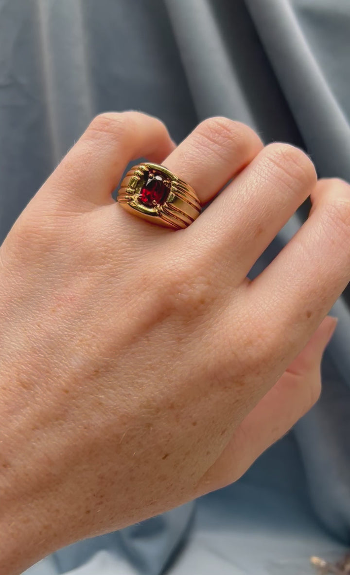 Vintage 1980’s Garnet Ring in 10k Yellow Gold