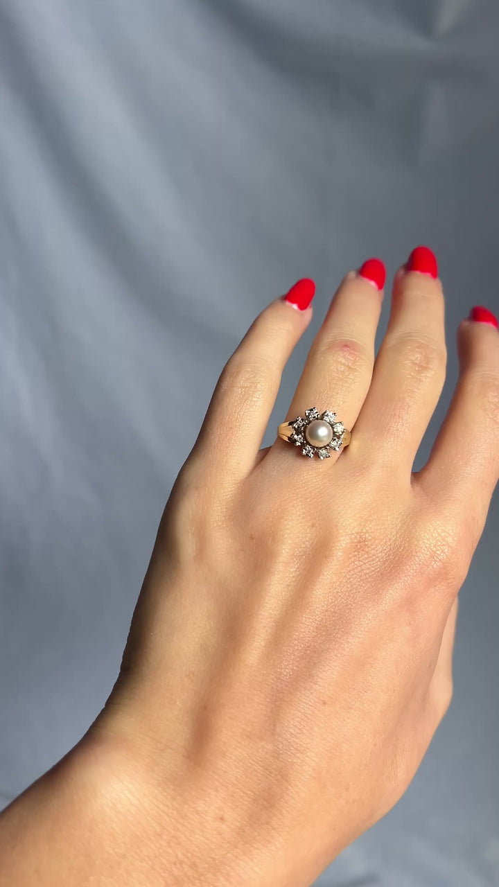 Daisy Pearl Ring with Single Cut Diamonds in 14k Yellow Gold