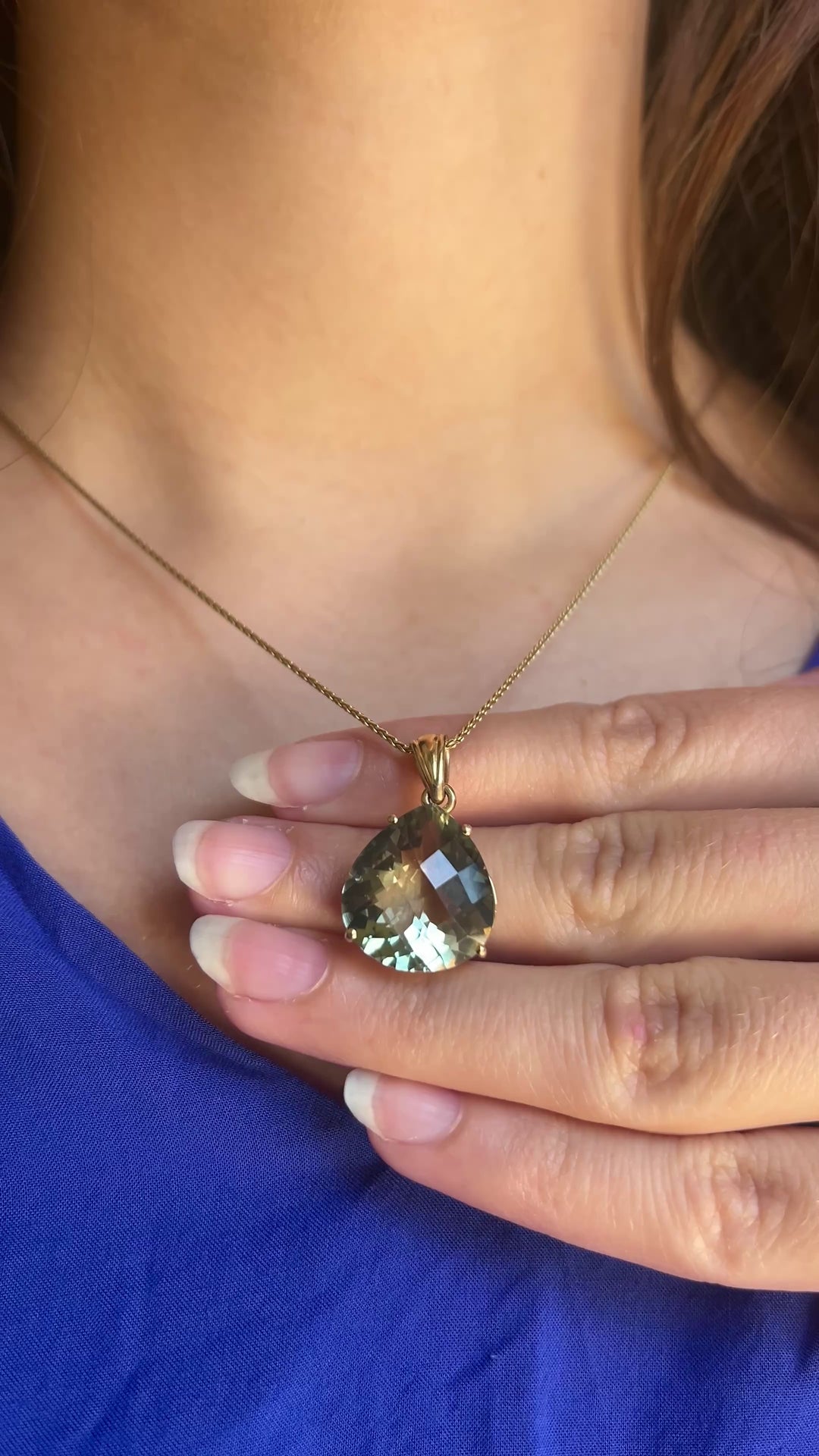 Green Amethyst Prasiolite TCW 15.60 Pendent in 14k Yellow Gold