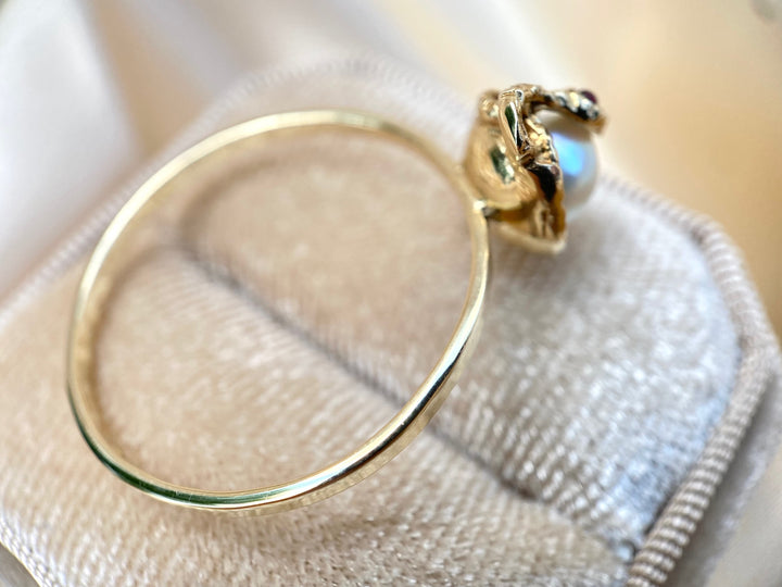 Vintage Snake & Creamy Pearl Ring in 14k Yellow Gold